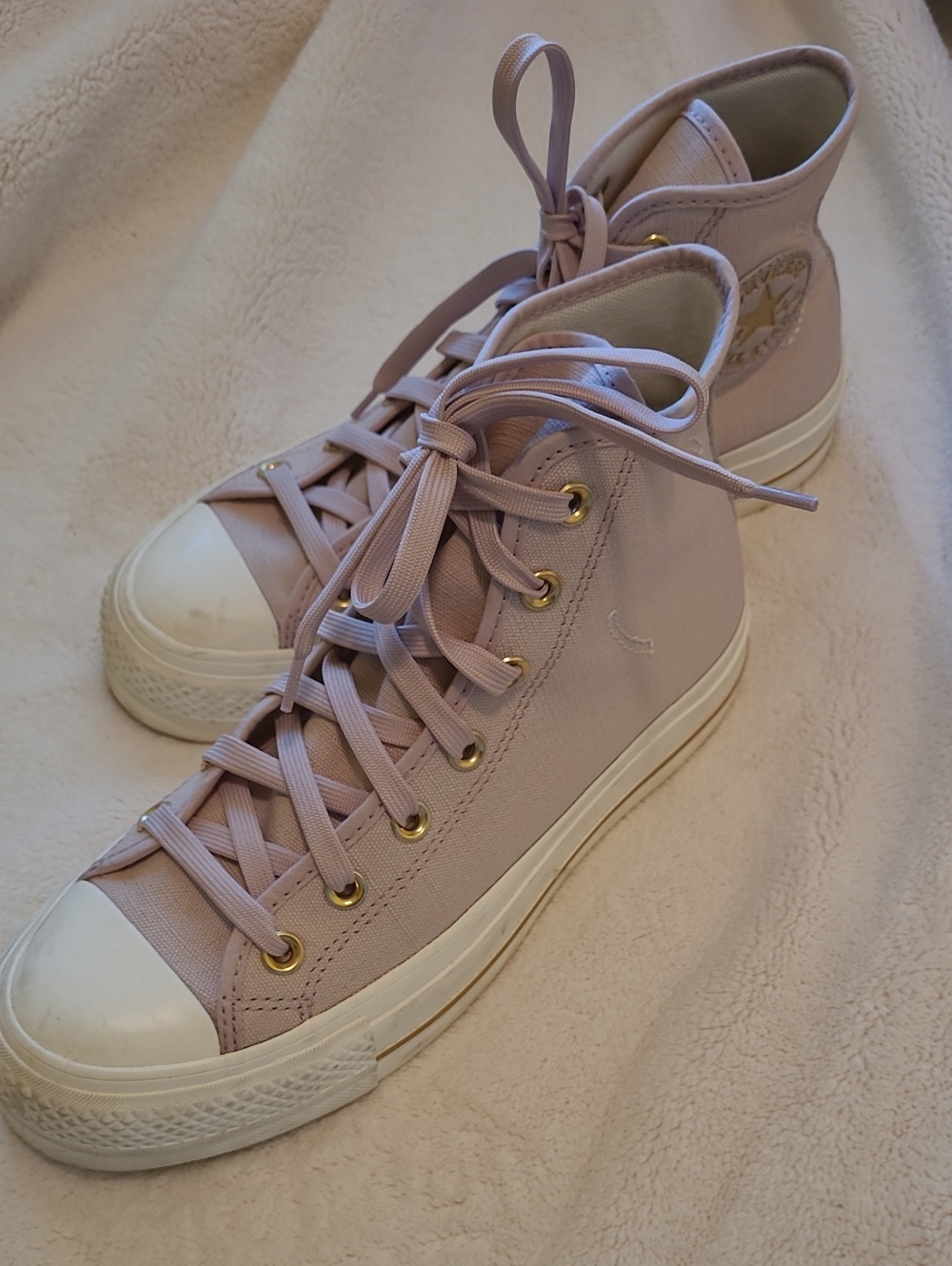 Converse High Top Sneakers in Pastel Pink